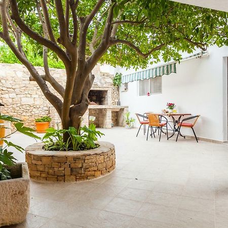 Guest House Mara فيلا لوكا المظهر الخارجي الصورة