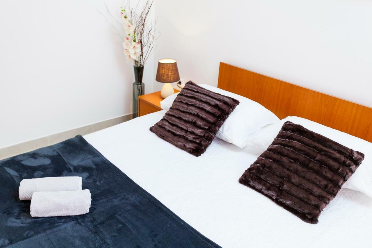 Guest House Mara فيلا لوكا المظهر الخارجي الصورة