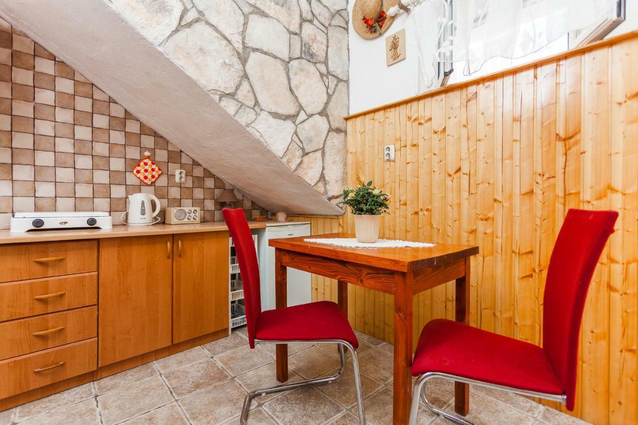 Guest House Mara فيلا لوكا المظهر الخارجي الصورة