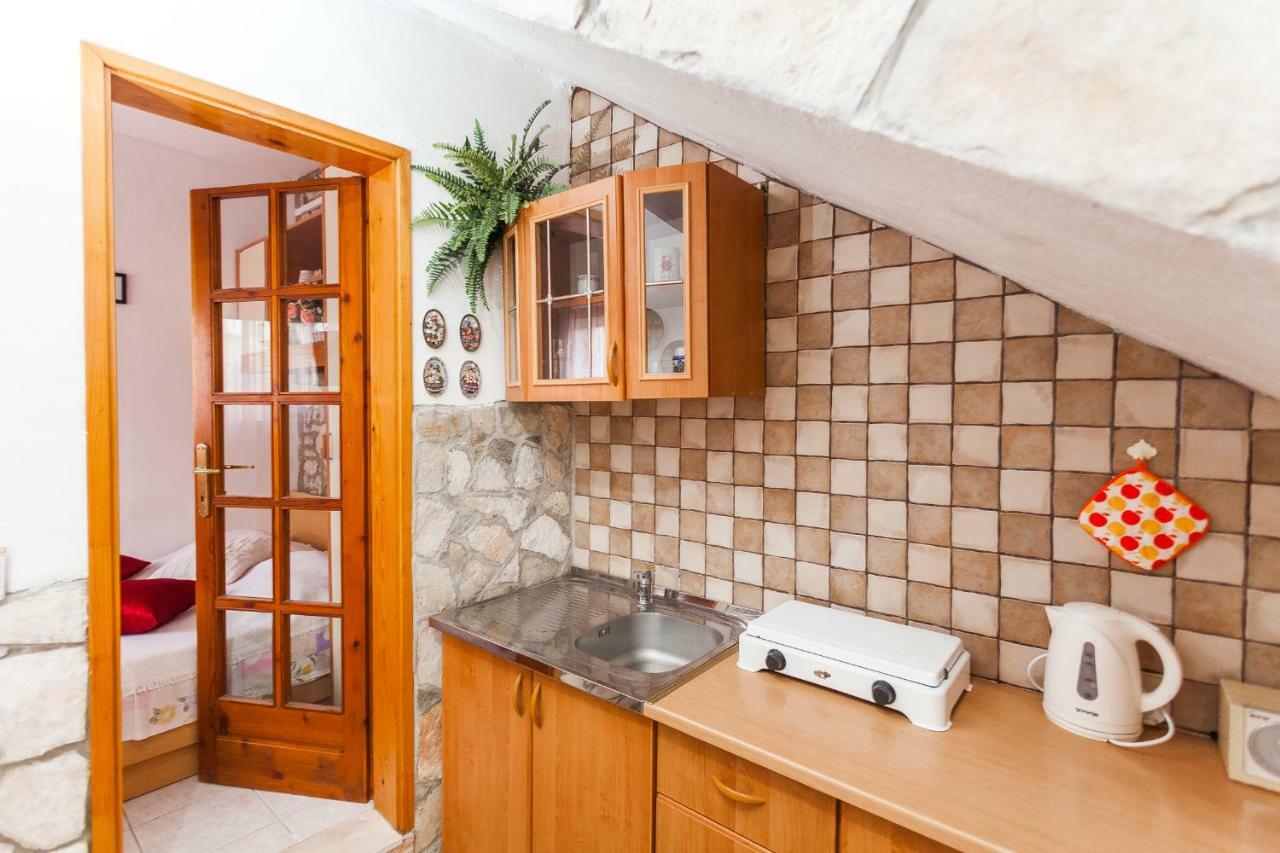 Guest House Mara فيلا لوكا المظهر الخارجي الصورة