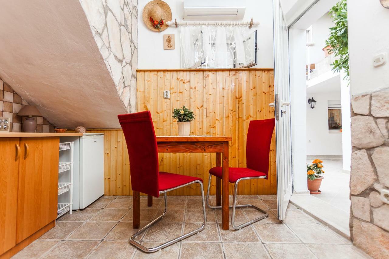 Guest House Mara فيلا لوكا المظهر الخارجي الصورة