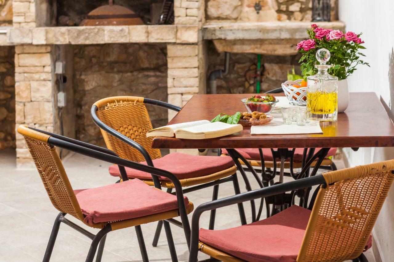 Guest House Mara فيلا لوكا المظهر الخارجي الصورة