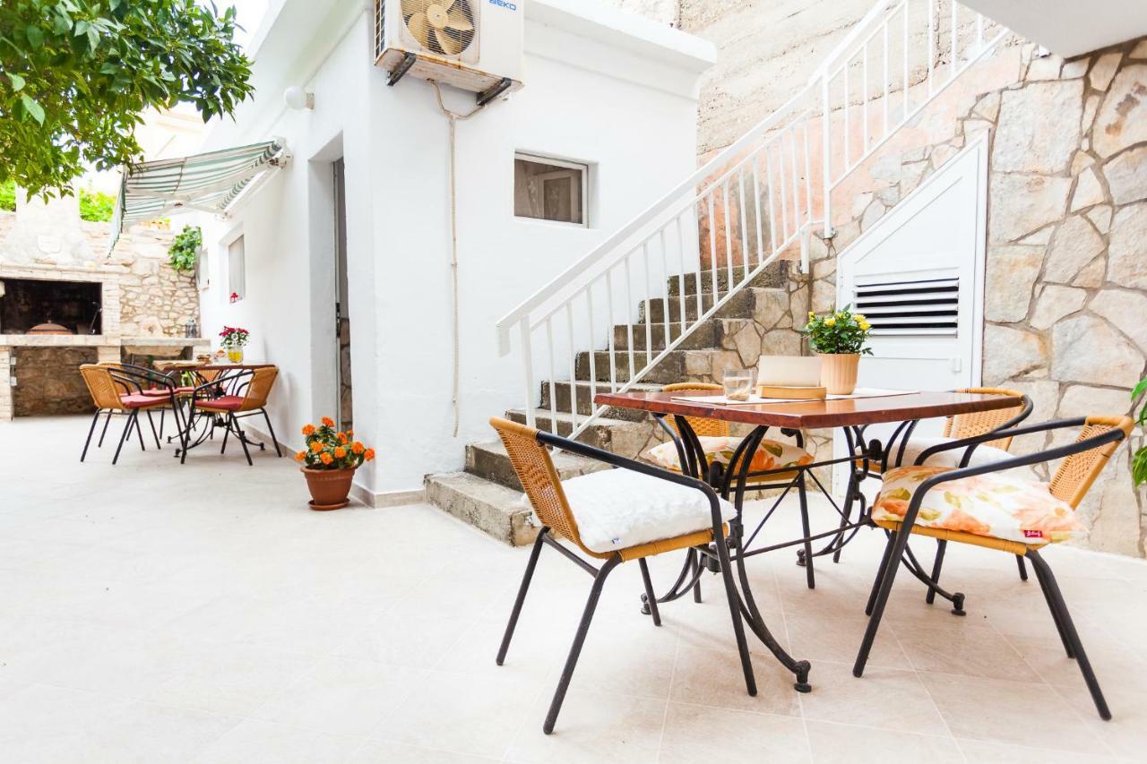 Guest House Mara فيلا لوكا المظهر الخارجي الصورة